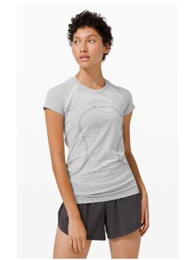 lululemon Swiftly Tech Seamless Running Training Top Size 6 LW3DI4S